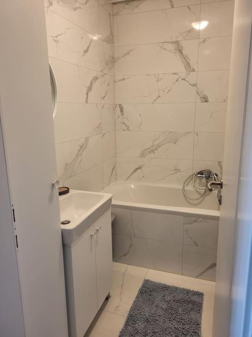 Ferienwohnung Novoureden Stan Velika Gorica Exterior foto