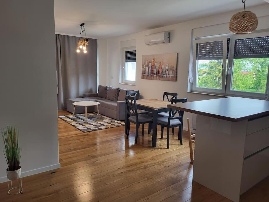Ferienwohnung Novoureden Stan Velika Gorica Exterior foto